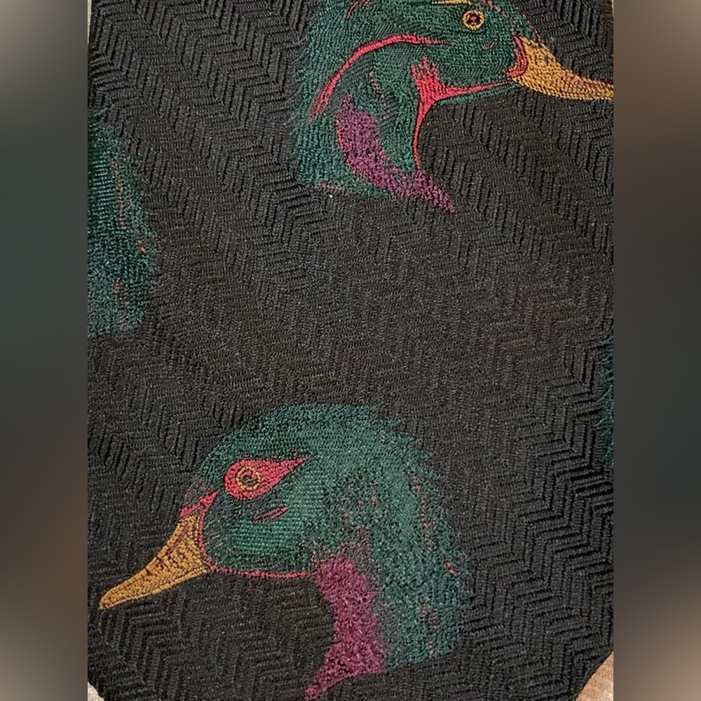 Vtg DUCKS Robert Talbott Silk Neck Tie. Wood duck. Wood Duck Birds